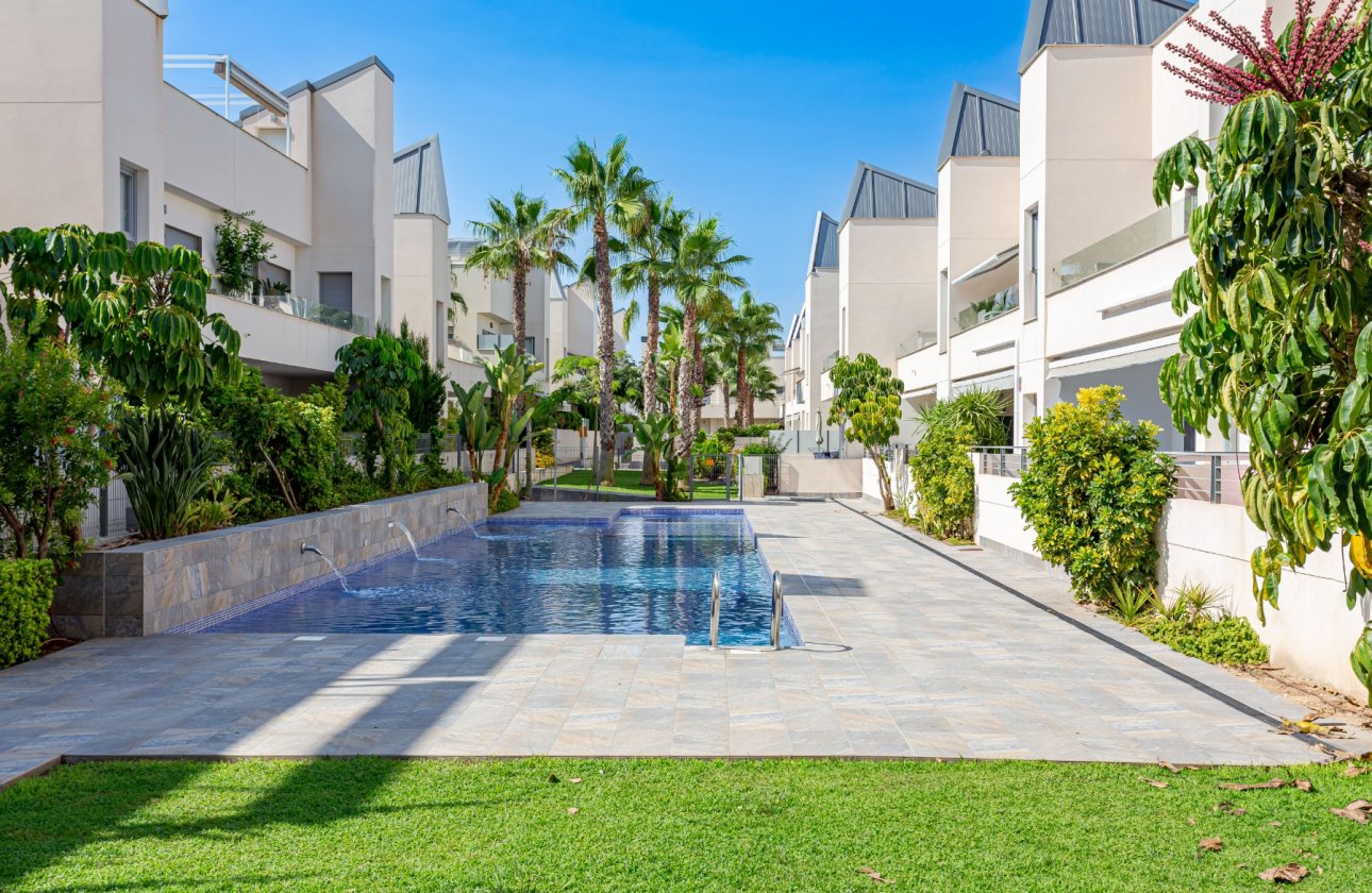 Resale - Apartment -
Torrevieja - Costa Blanca