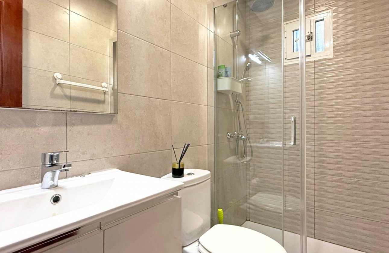 Resale - Apartment -
Torrevieja - Costa Blanca