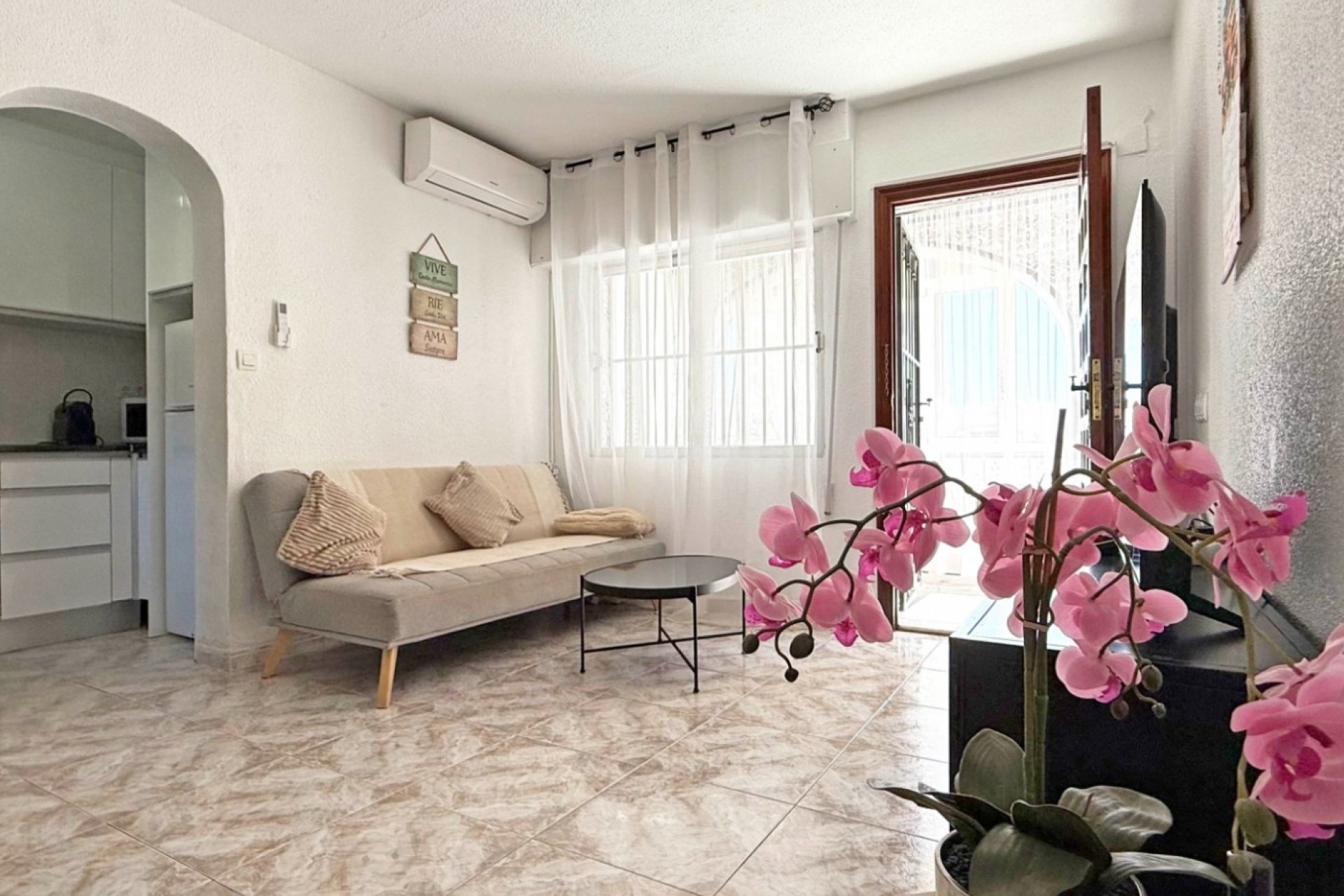 Resale - Apartment -
Torrevieja - Costa Blanca