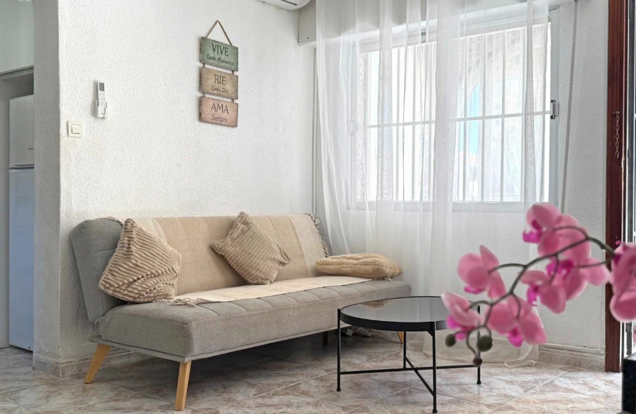 Resale - Apartment -
Torrevieja - Costa Blanca