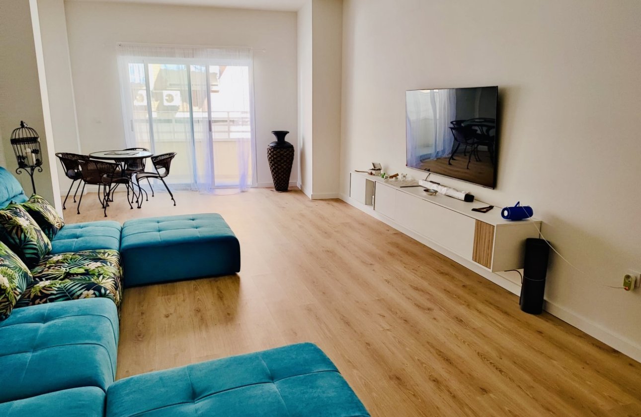 Resale - Apartment -
Torrevieja - Costa Blanca