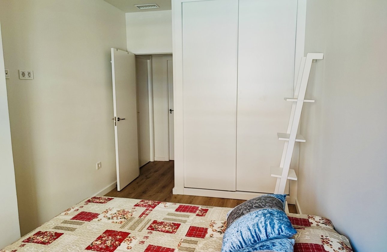 Resale - Apartment -
Torrevieja - Costa Blanca