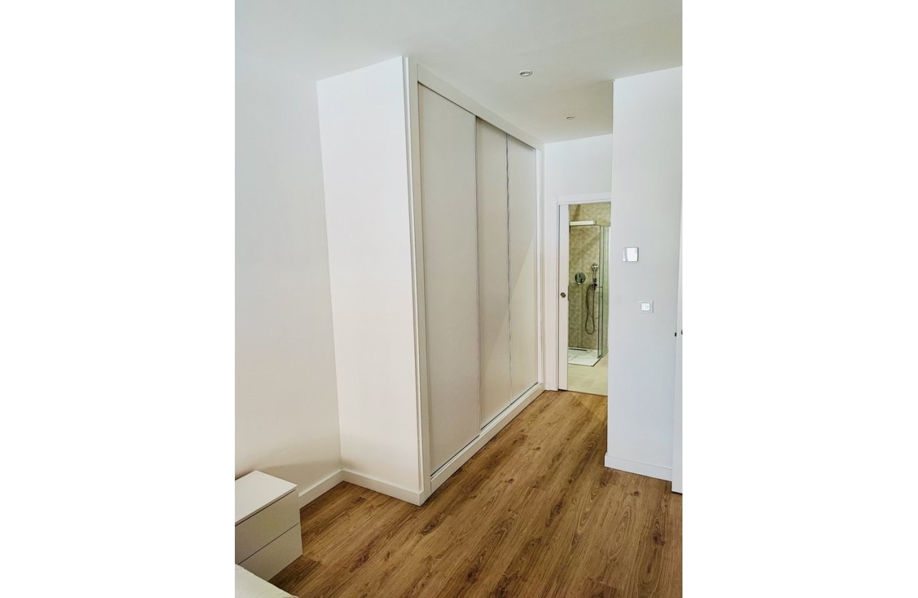 Resale - Apartment -
Torrevieja - Costa Blanca