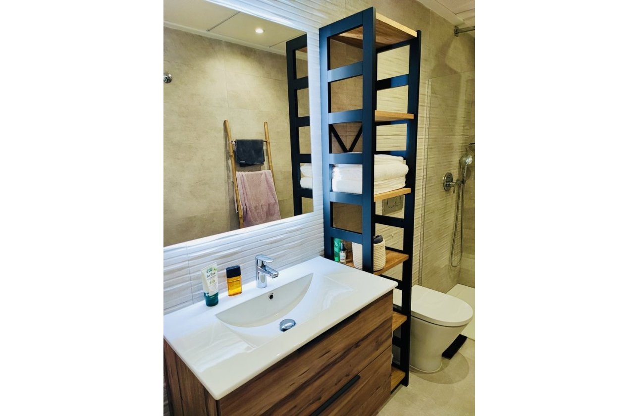 Resale - Apartment -
Torrevieja - Costa Blanca