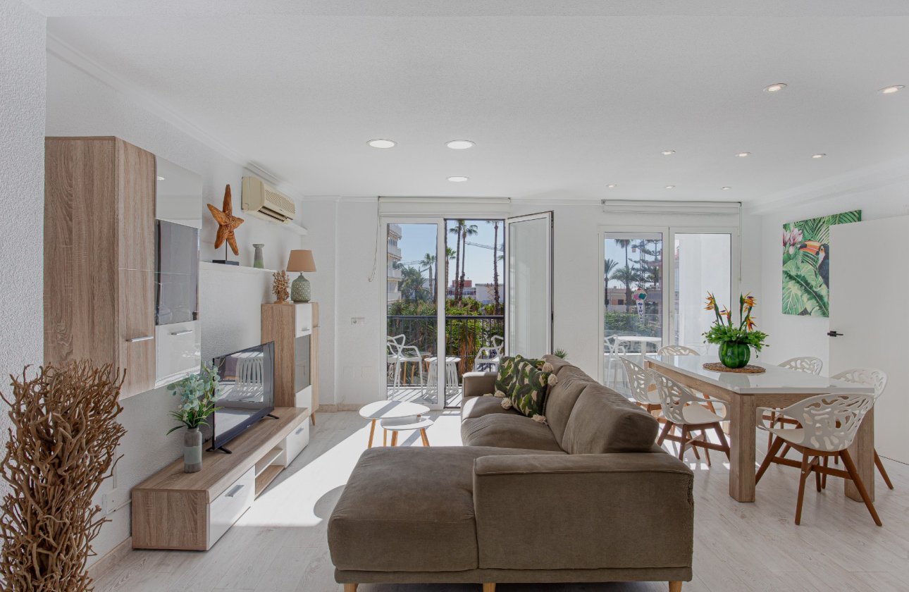 Resale - Apartment -
Torrevieja - Costa Blanca