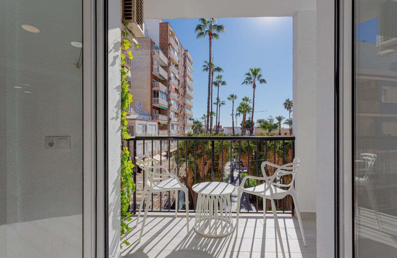 Resale - Apartment -
Torrevieja - Costa Blanca