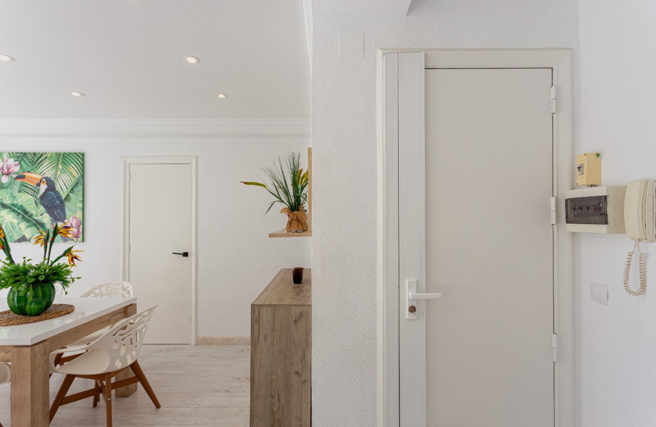 Resale - Apartment -
Torrevieja - Costa Blanca