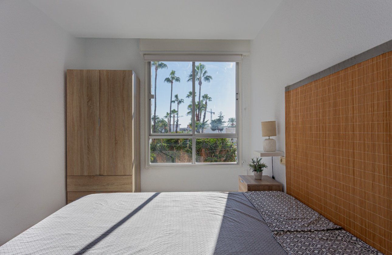 Resale - Apartment -
Torrevieja - Costa Blanca