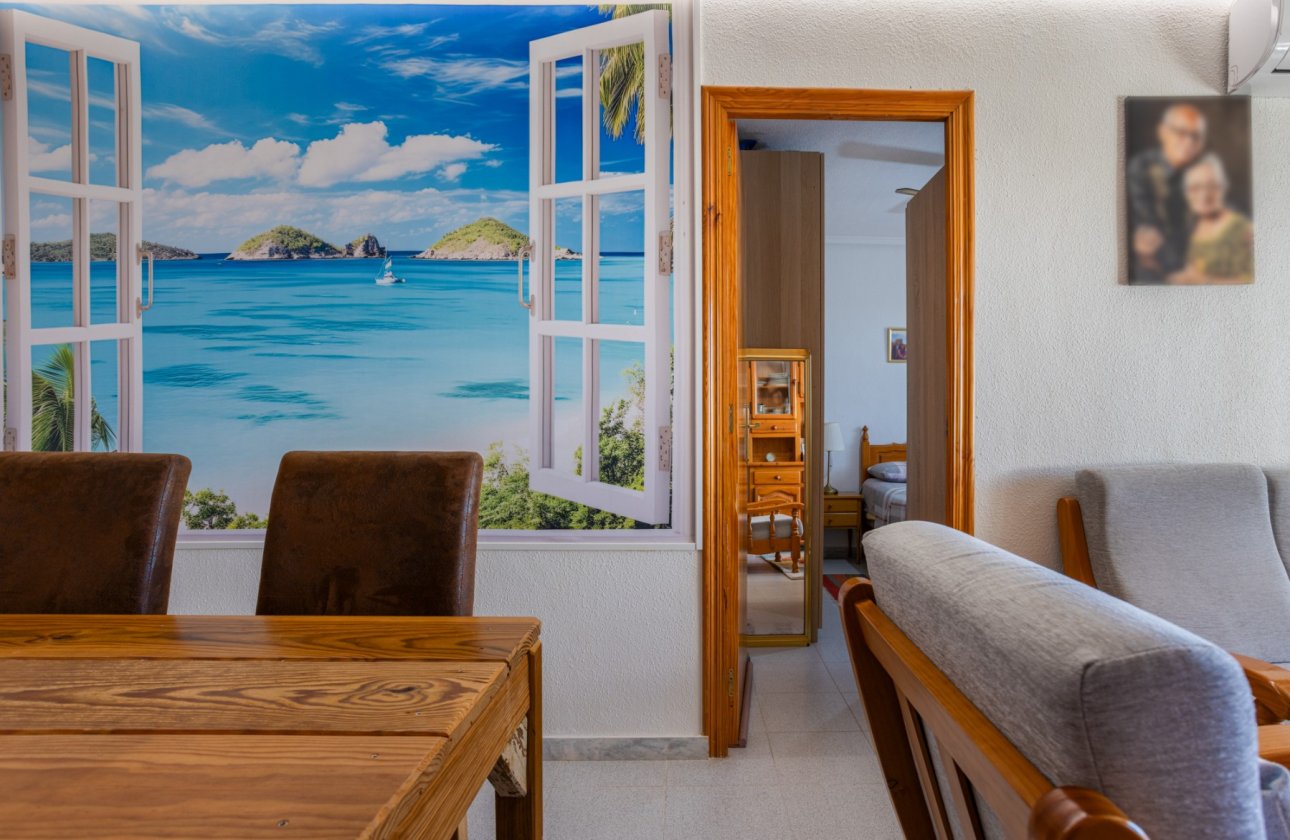 Resale - Apartment -
Torrevieja - Costa Blanca