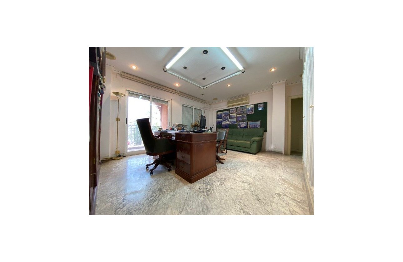 Resale - Apartment -
Torrevieja - Costa Blanca