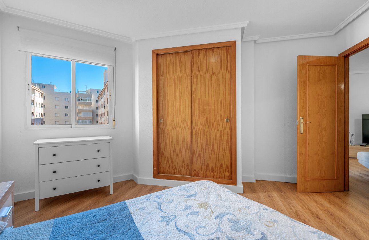 Resale - Apartment -
Torrevieja - Costa Blanca