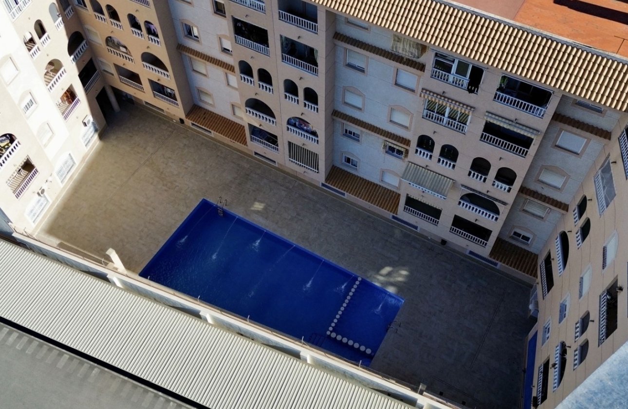 Resale - Apartment -
Torrevieja - Costa Blanca