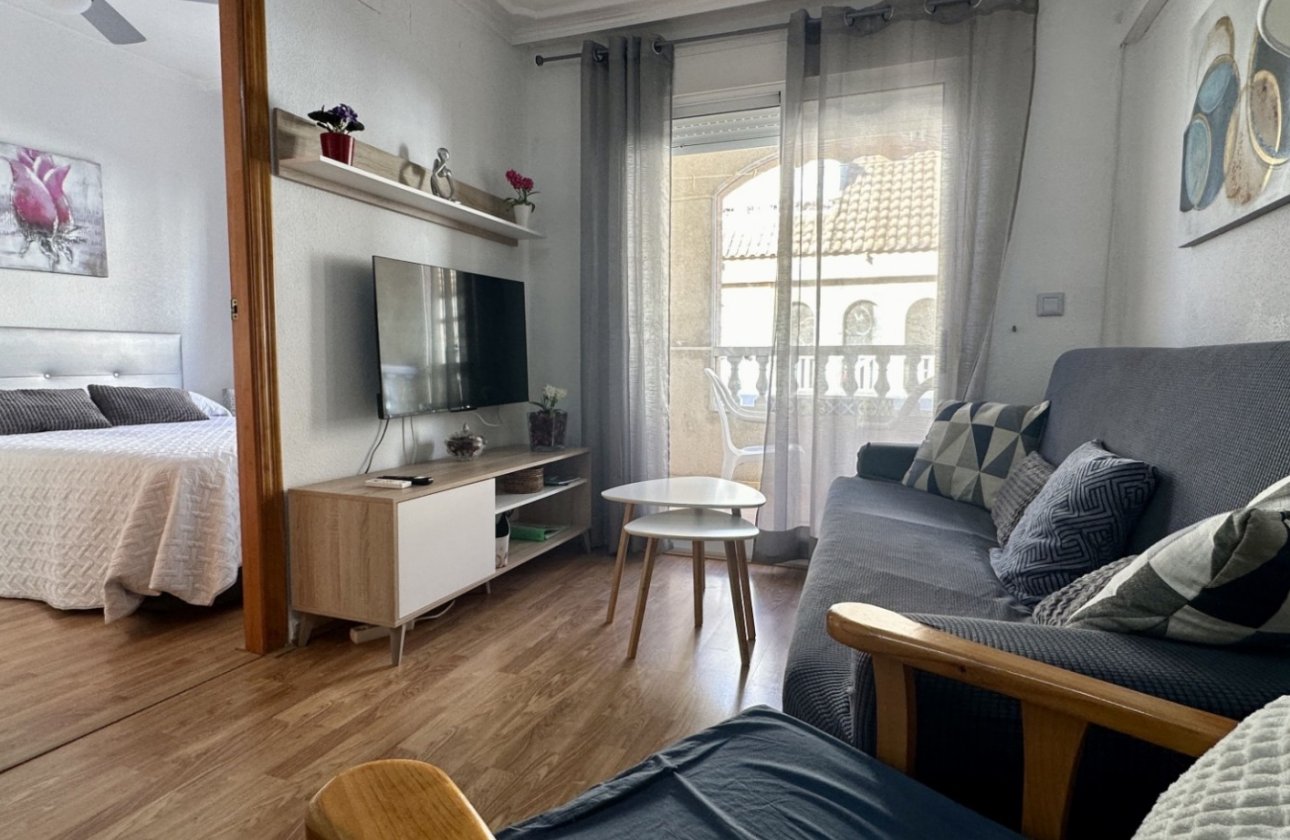 Resale - Apartment -
Torrevieja - Costa Blanca