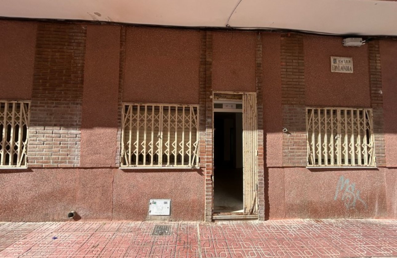 Resale - Apartment -
Torrevieja - Costa Blanca