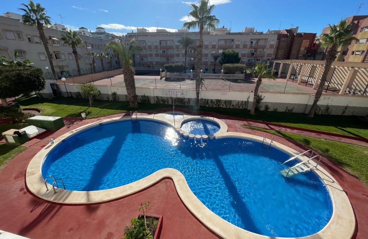 Resale - Apartment -
Torrevieja - Costa Blanca