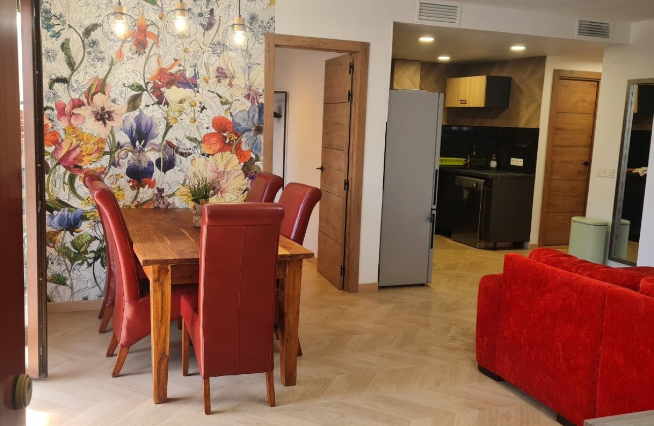 Resale - Apartment -
Torrevieja - Costa Blanca