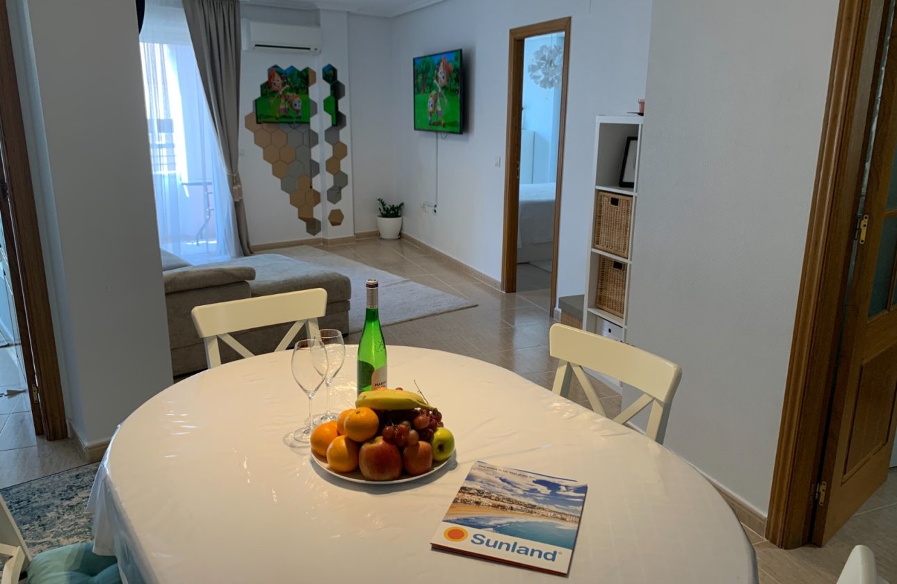 Resale - Apartment -
Torrevieja - Costa Blanca