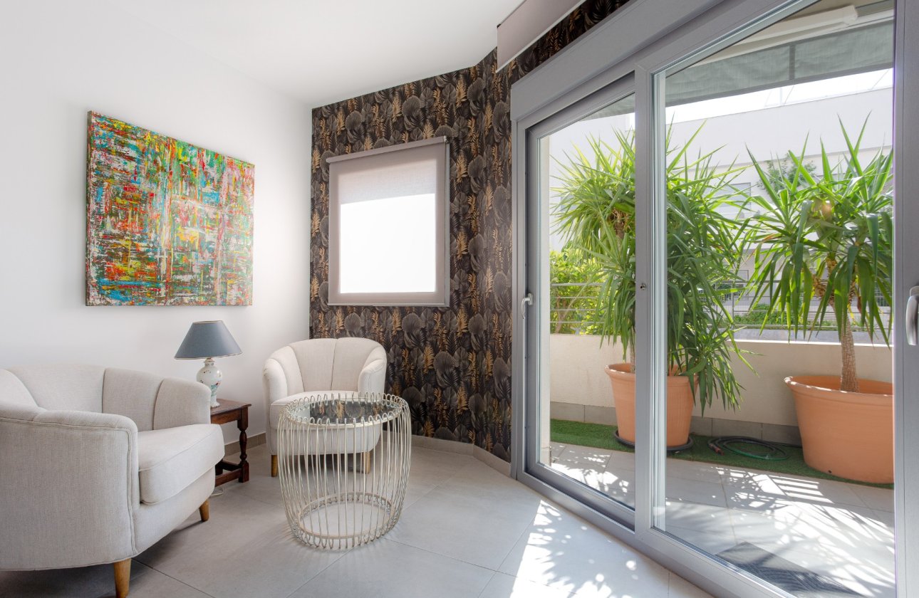 Resale - Apartment -
Torrevieja - Costa Blanca