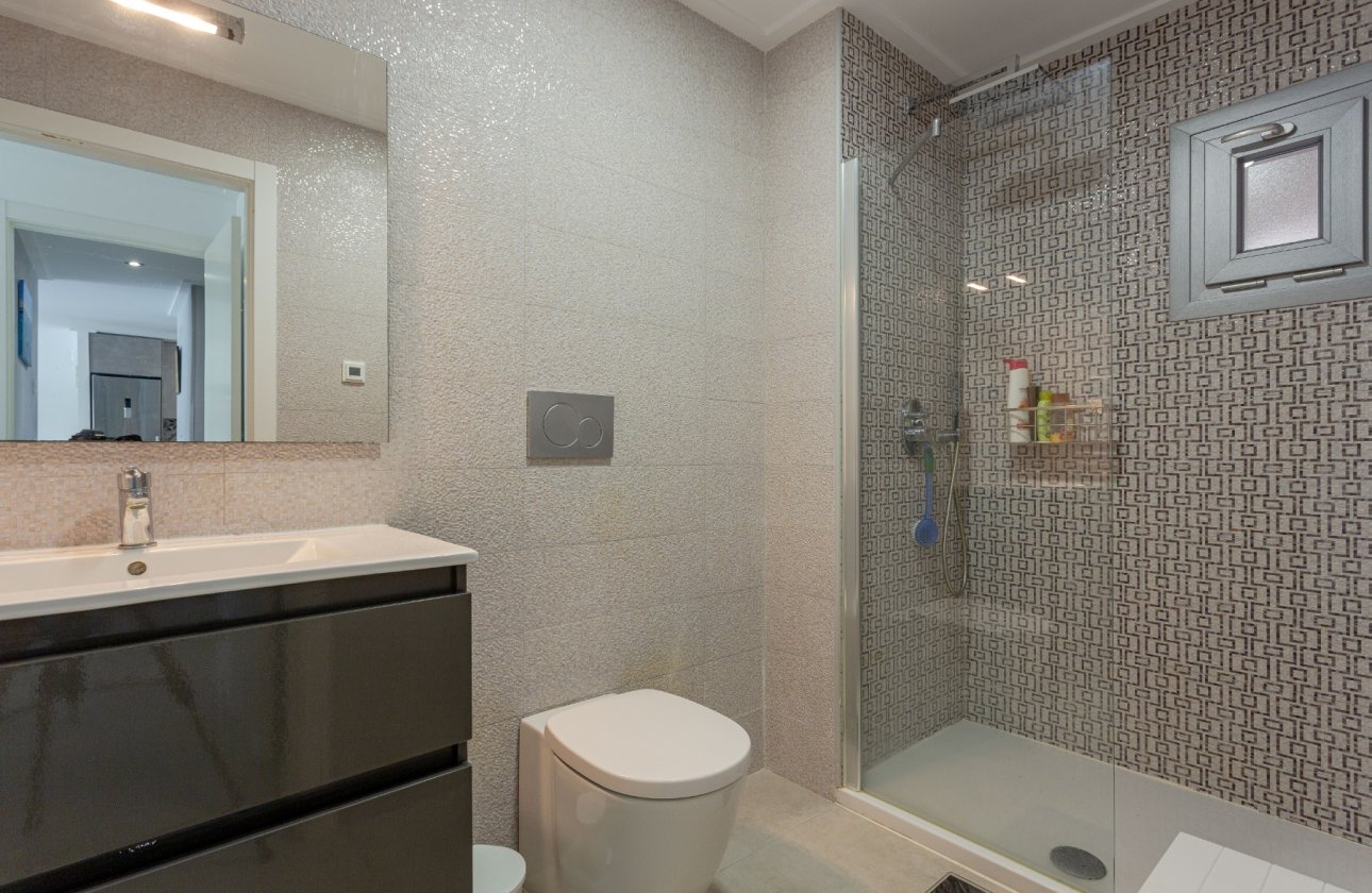 Resale - Apartment -
Torrevieja - Costa Blanca