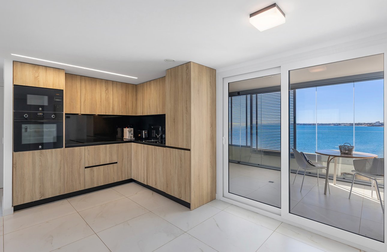 Resale - Apartment -
Torrevieja - Costa Blanca