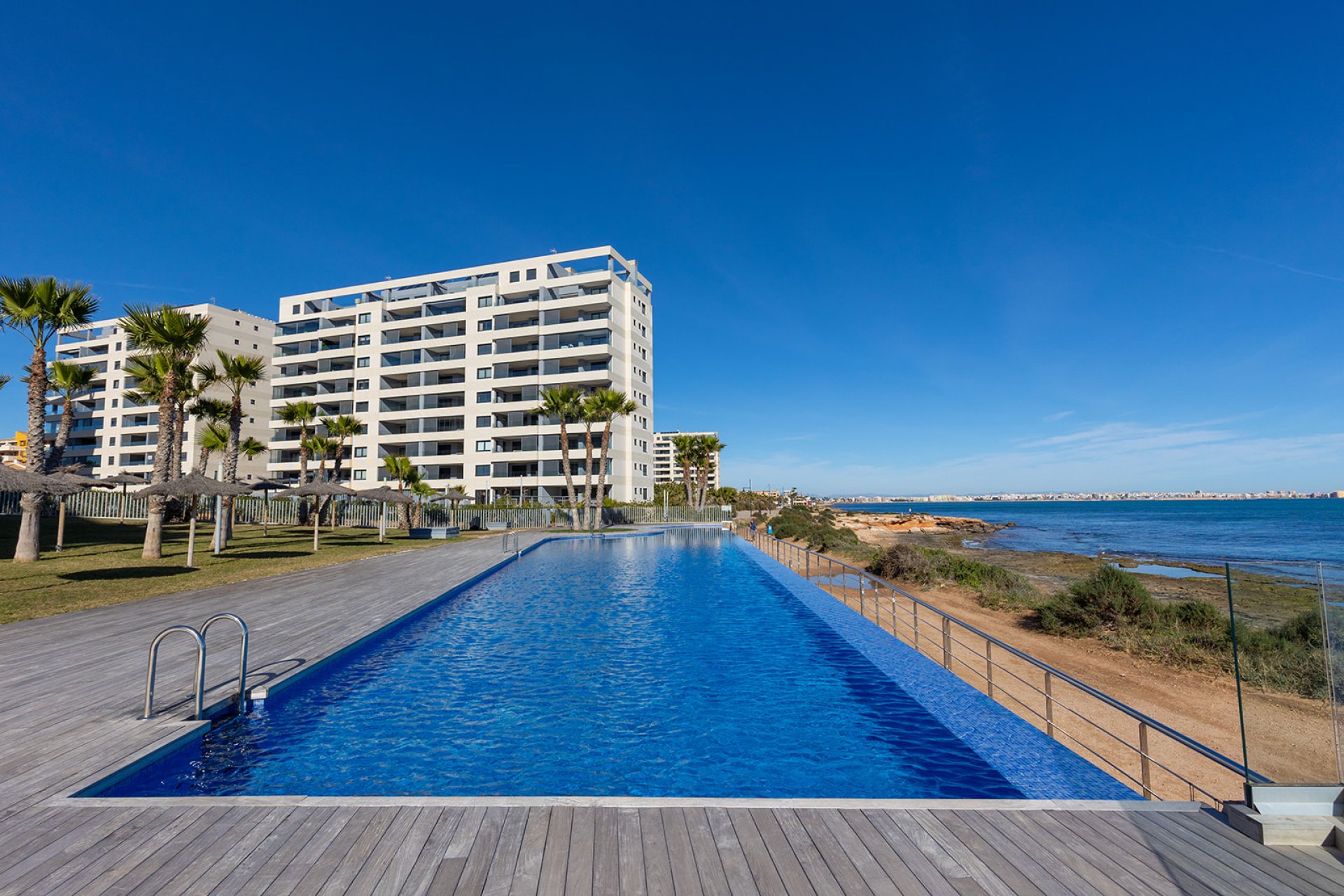 Resale - Apartment -
Torrevieja - Costa Blanca