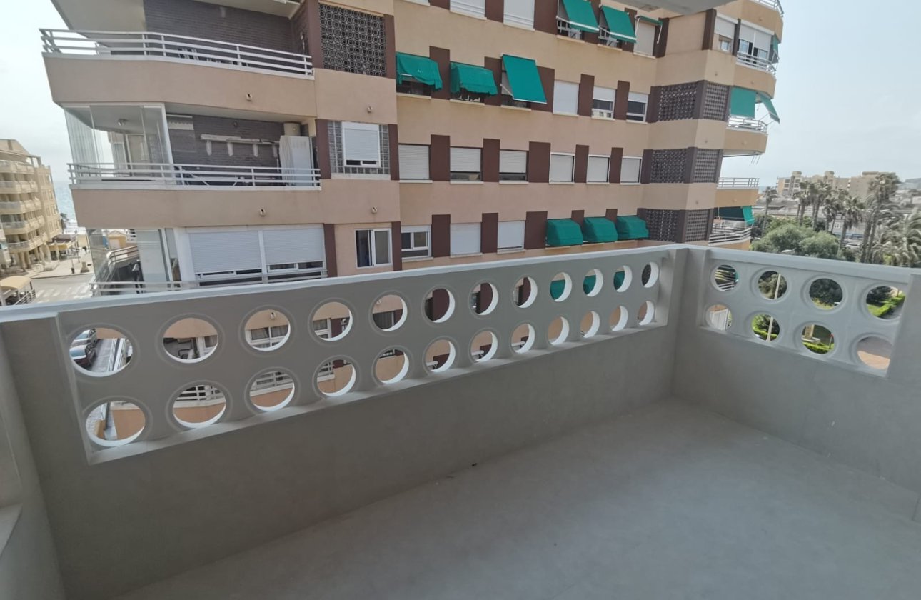 Resale - Apartment -
Torrevieja - Costa Blanca