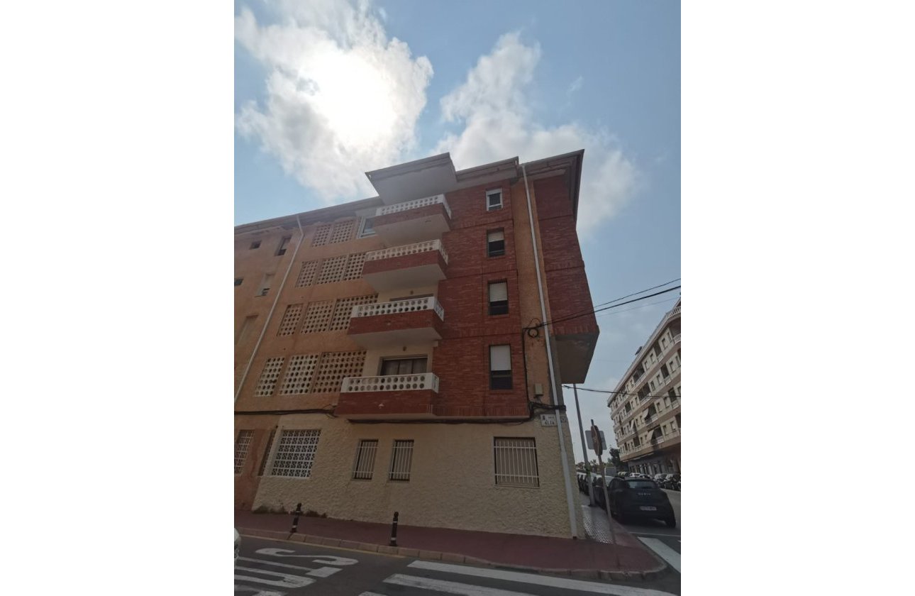 Resale - Apartment -
Torrevieja - Costa Blanca