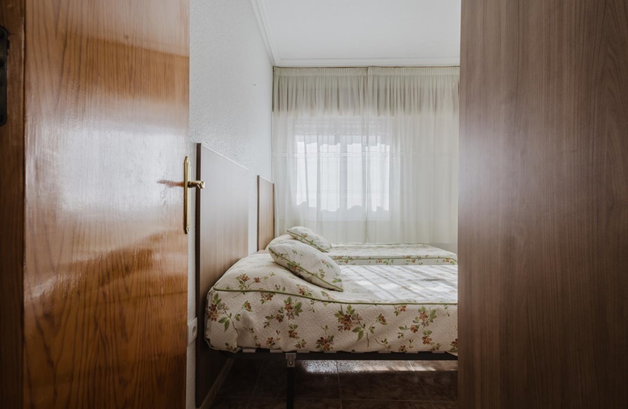 Resale - Apartment -
Torrevieja - Costa Blanca