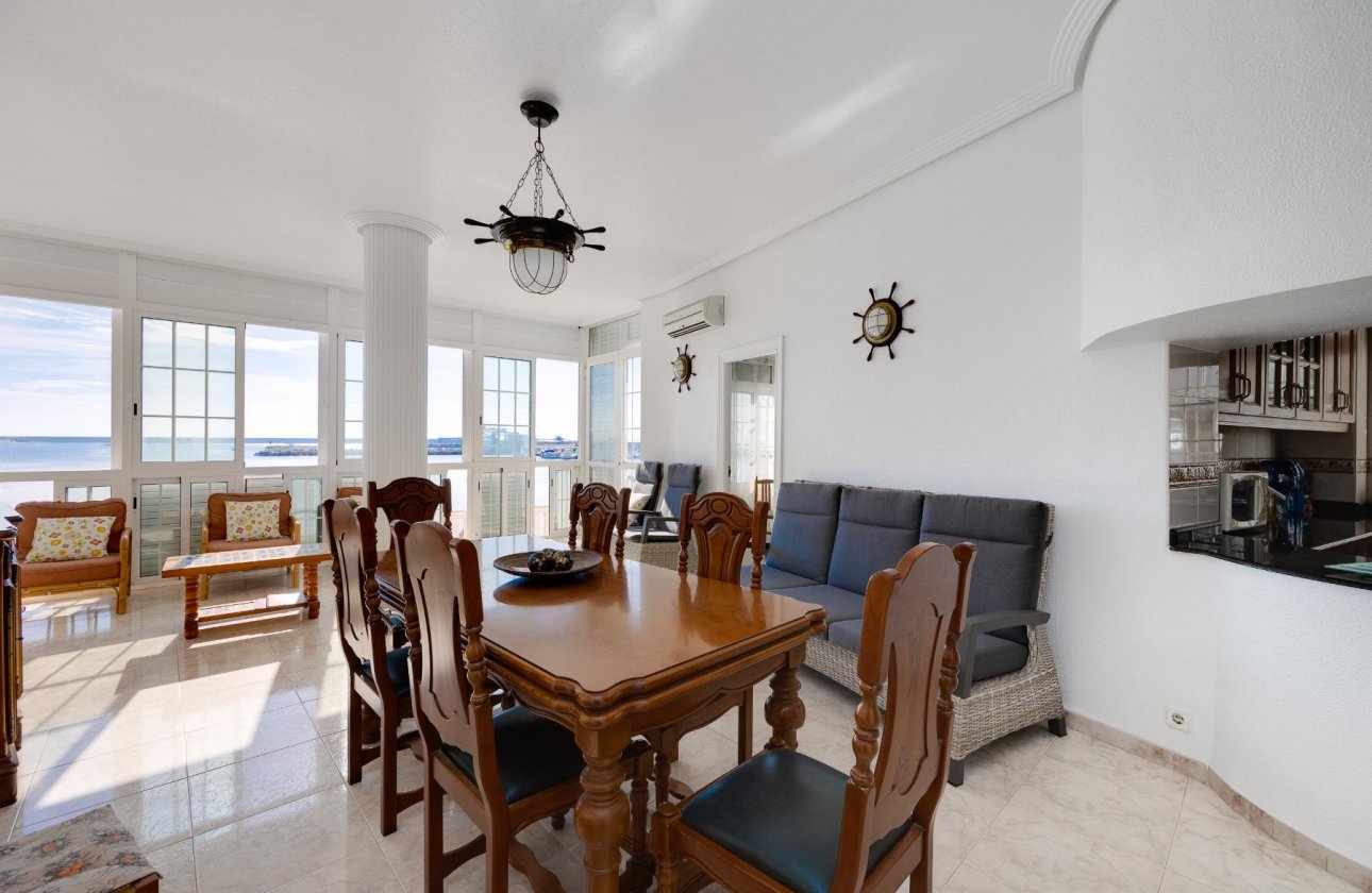 Resale - Apartment -
Torrevieja - Costa Blanca