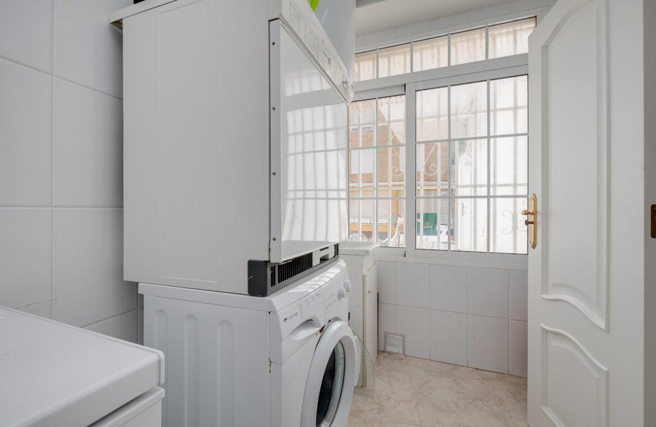 Resale - Apartment -
Torrevieja - Costa Blanca