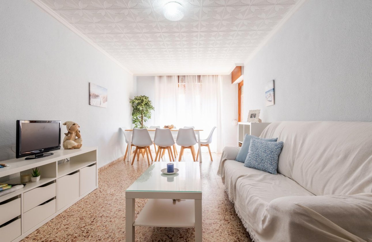 Resale - Apartment -
Torrevieja - Costa Blanca