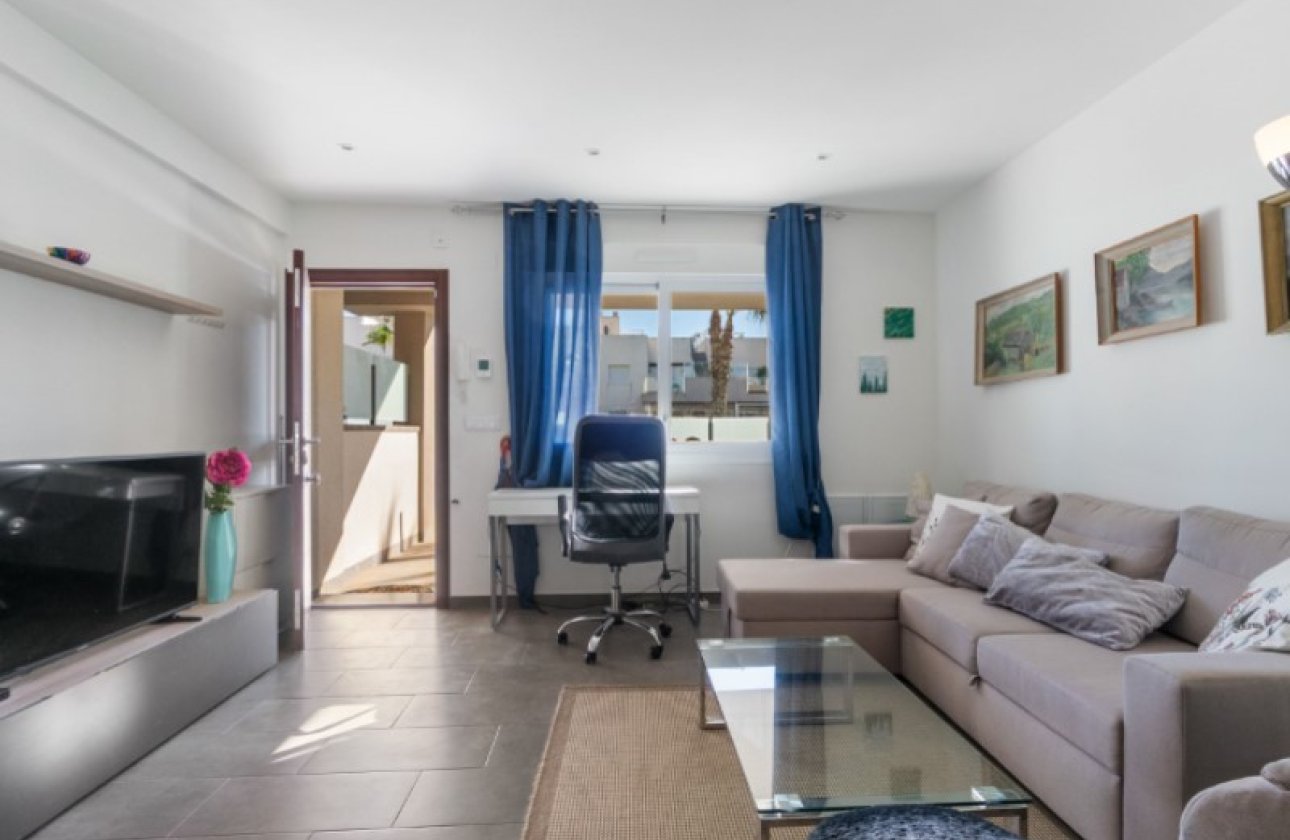 Resale - Apartment -
Torrevieja - Costa Blanca