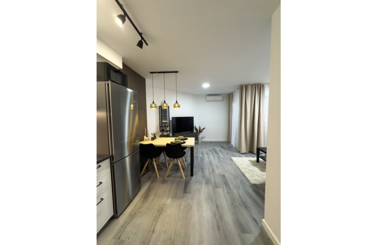 Resale - Apartment -
Torrevieja - Costa Blanca