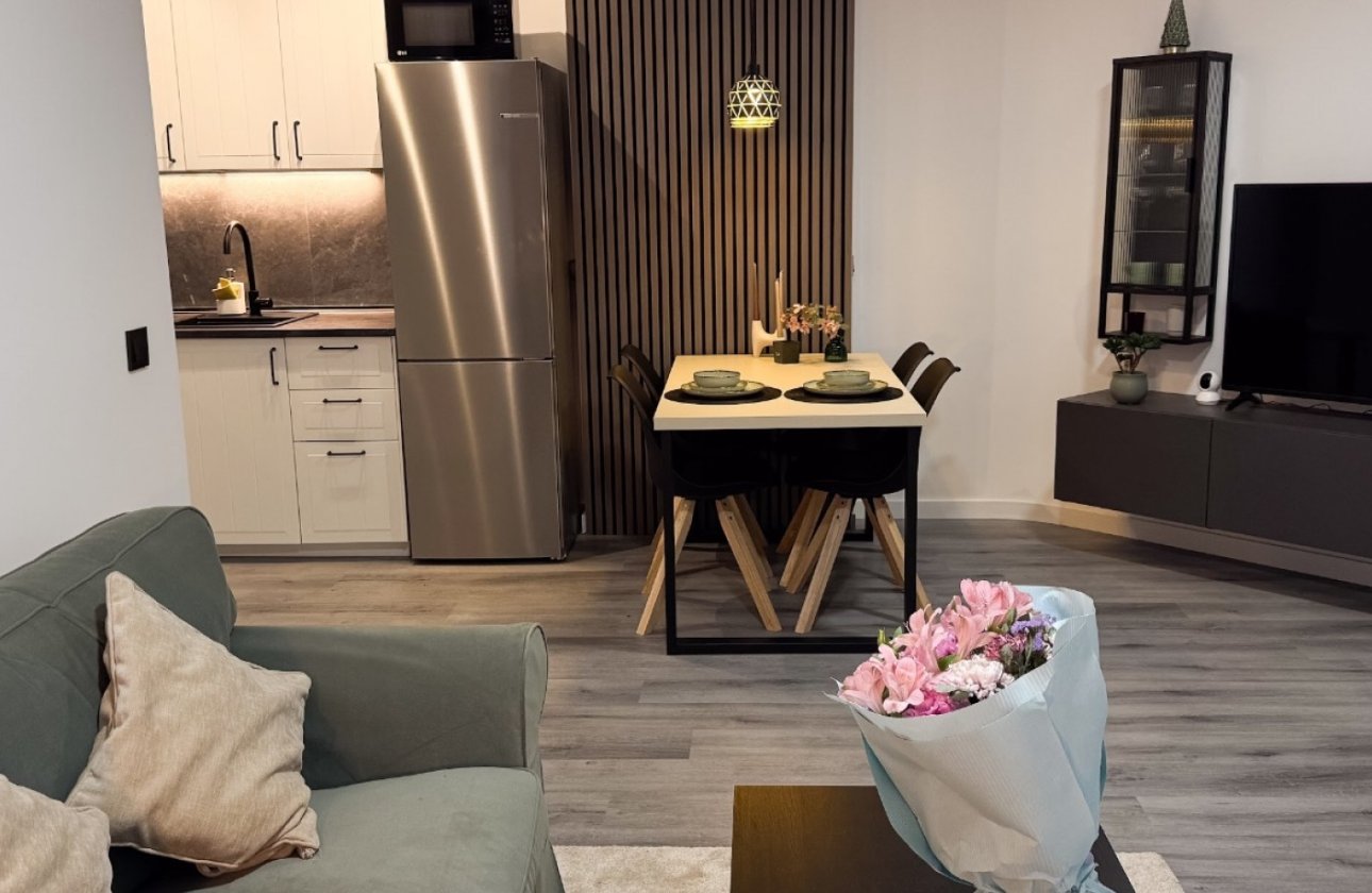 Resale - Apartment -
Torrevieja - Costa Blanca