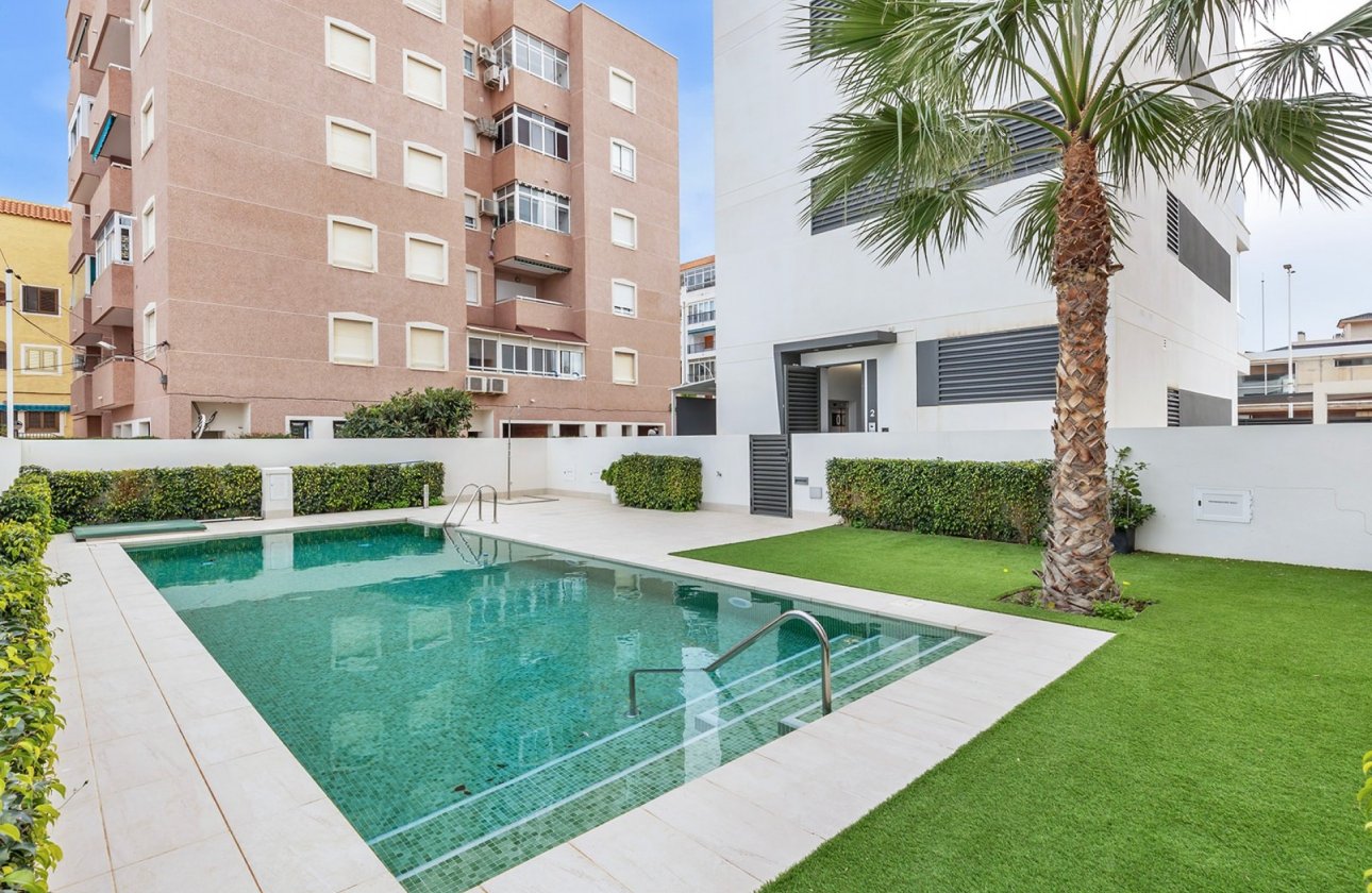 Resale - Apartment -
Torrevieja - Costa Blanca