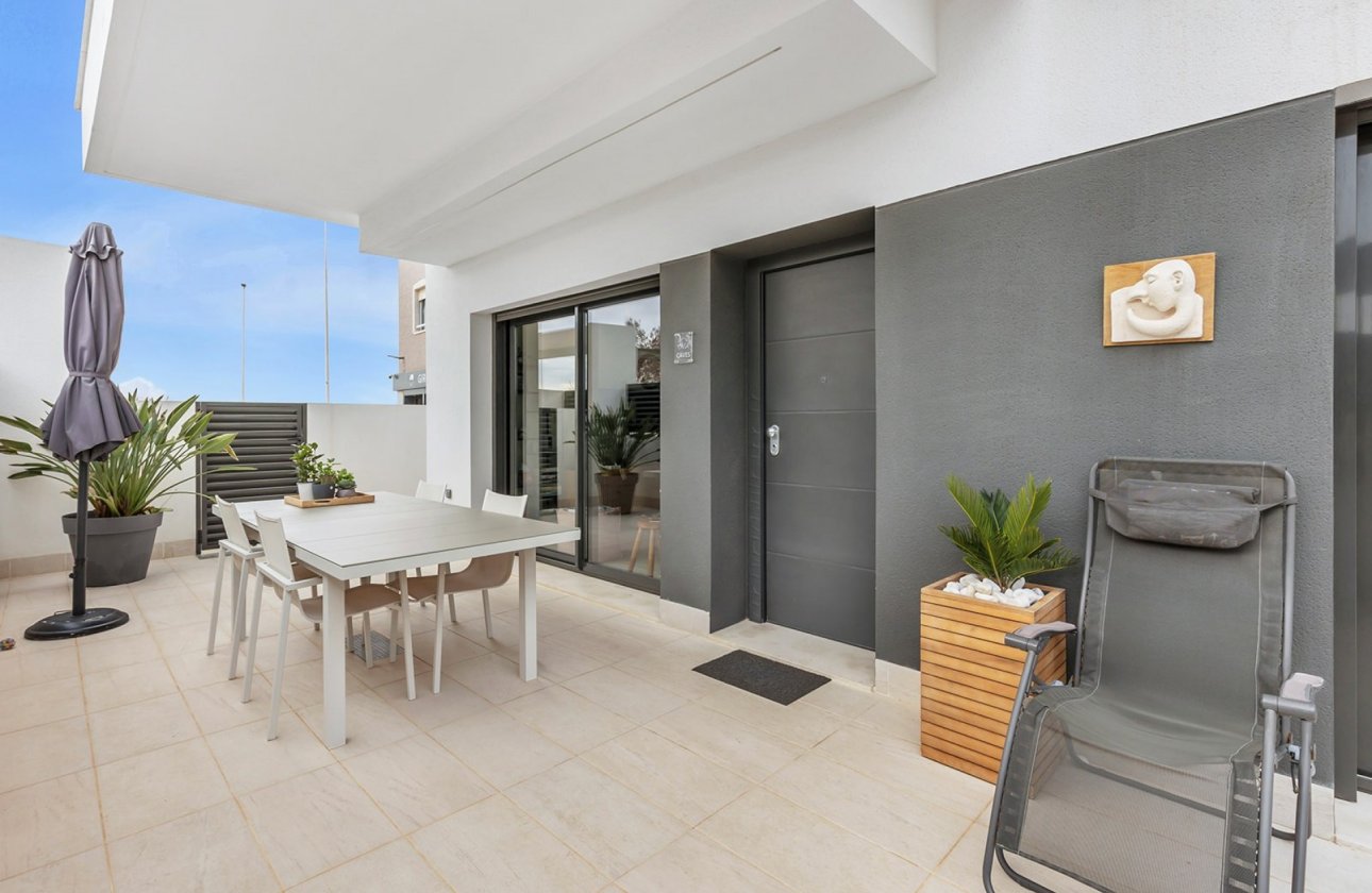 Resale - Apartment -
Torrevieja - Costa Blanca