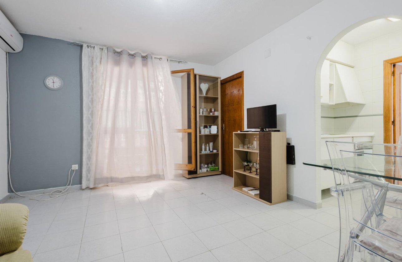 Resale - Apartment -
Torrevieja - Costa Blanca