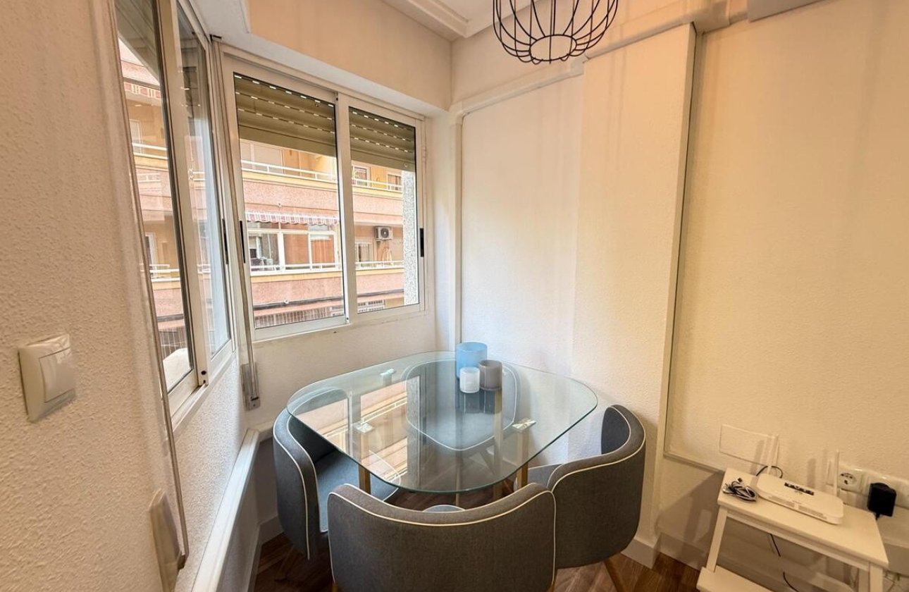 Resale - Apartment -
Torrevieja - Costa Blanca