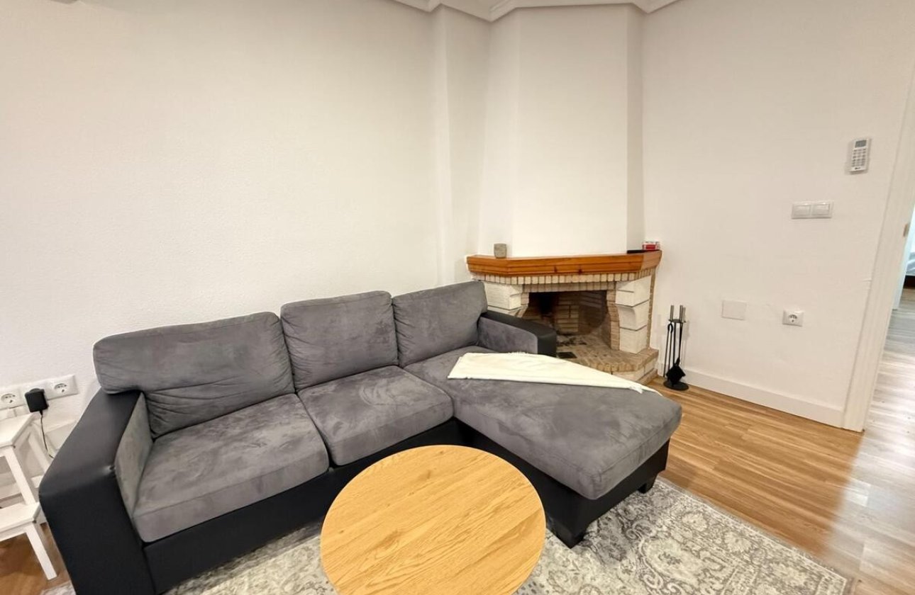 Resale - Apartment -
Torrevieja - Costa Blanca