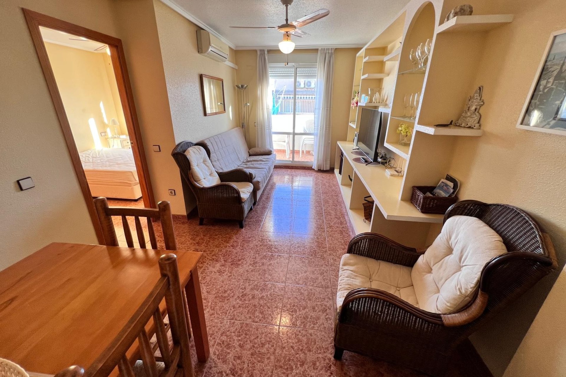 Resale - Apartment -
Torrevieja - Costa Blanca