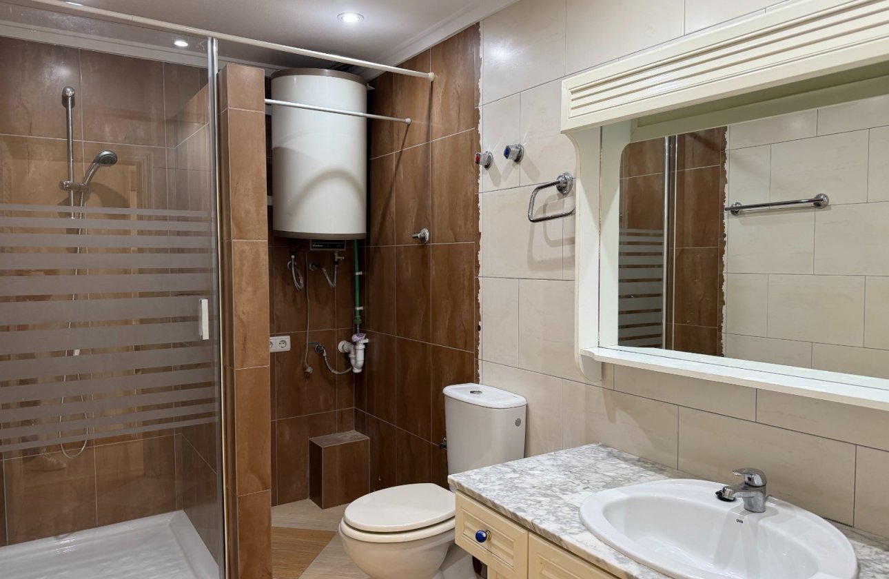 Resale - Apartment -
Torrevieja - Costa Blanca