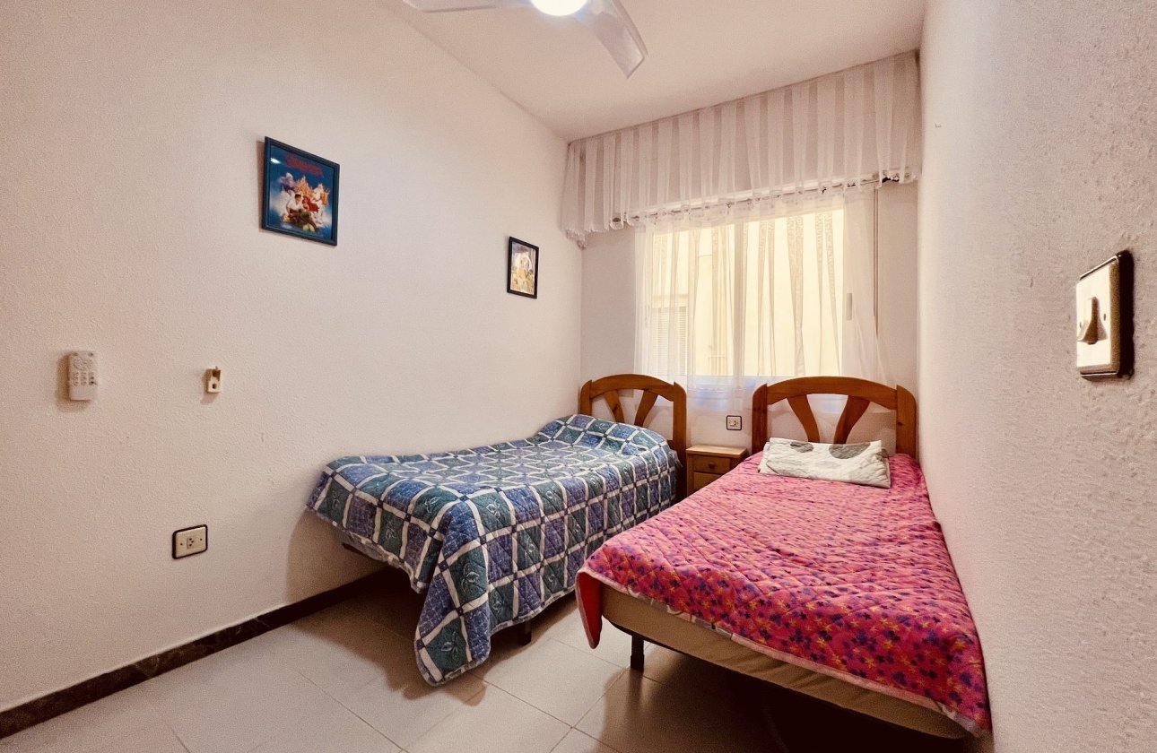 Resale - Apartment -
Torrevieja - Costa Blanca