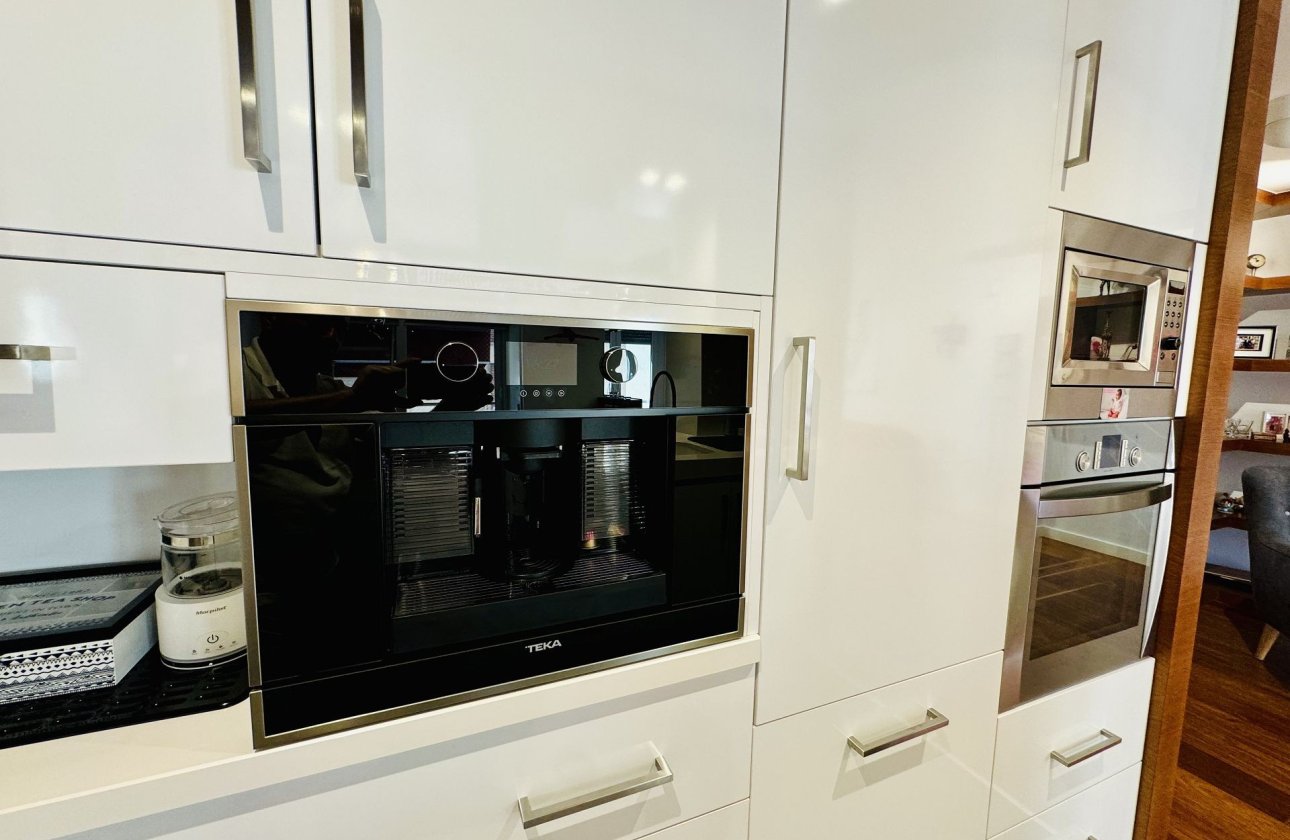 Resale - Apartment -
Torrevieja - Costa Blanca