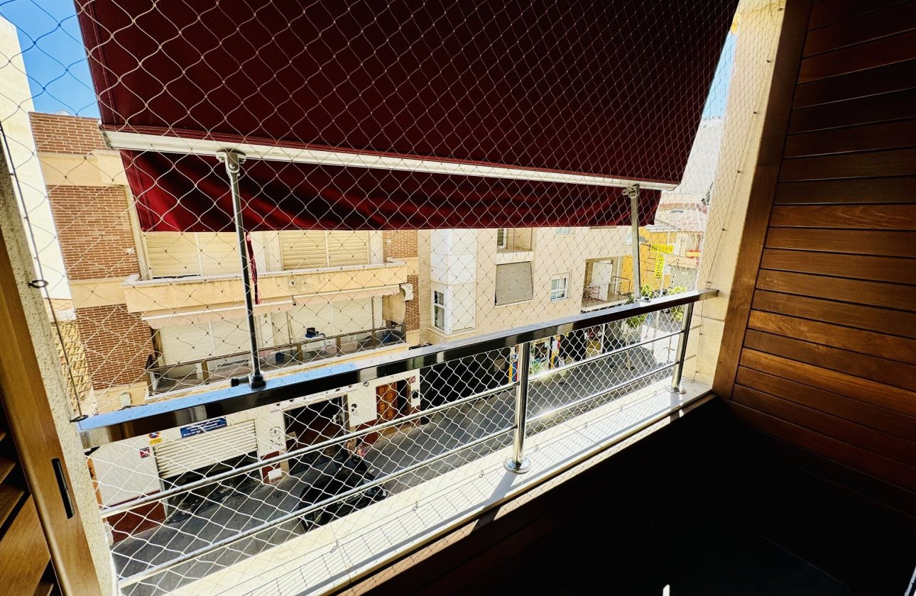 Resale - Apartment -
Torrevieja - Costa Blanca