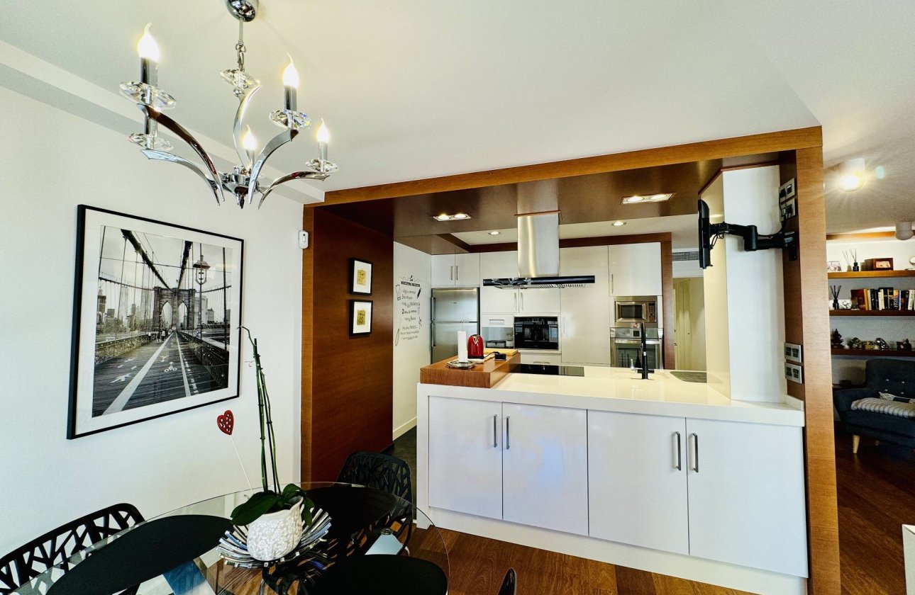 Resale - Apartment -
Torrevieja - Costa Blanca