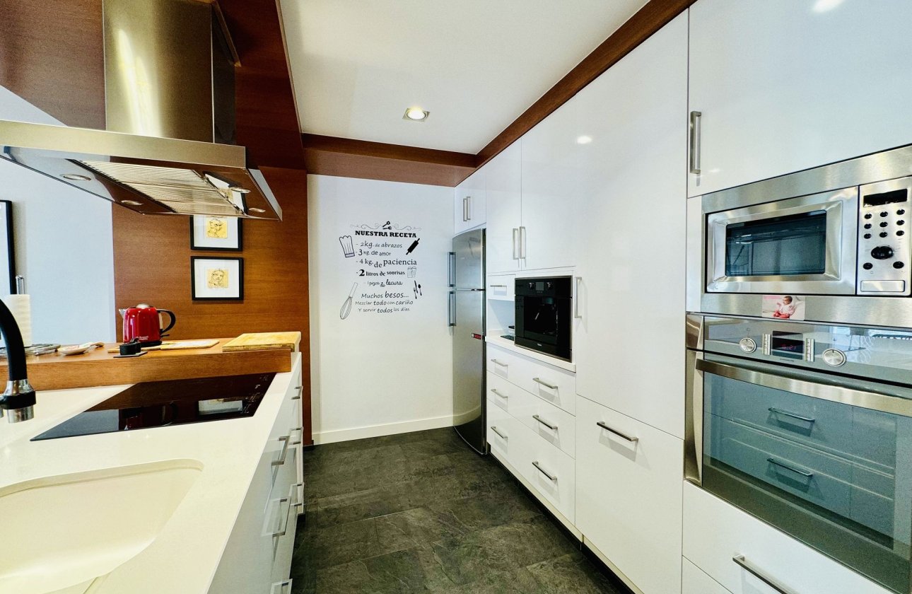 Resale - Apartment -
Torrevieja - Costa Blanca