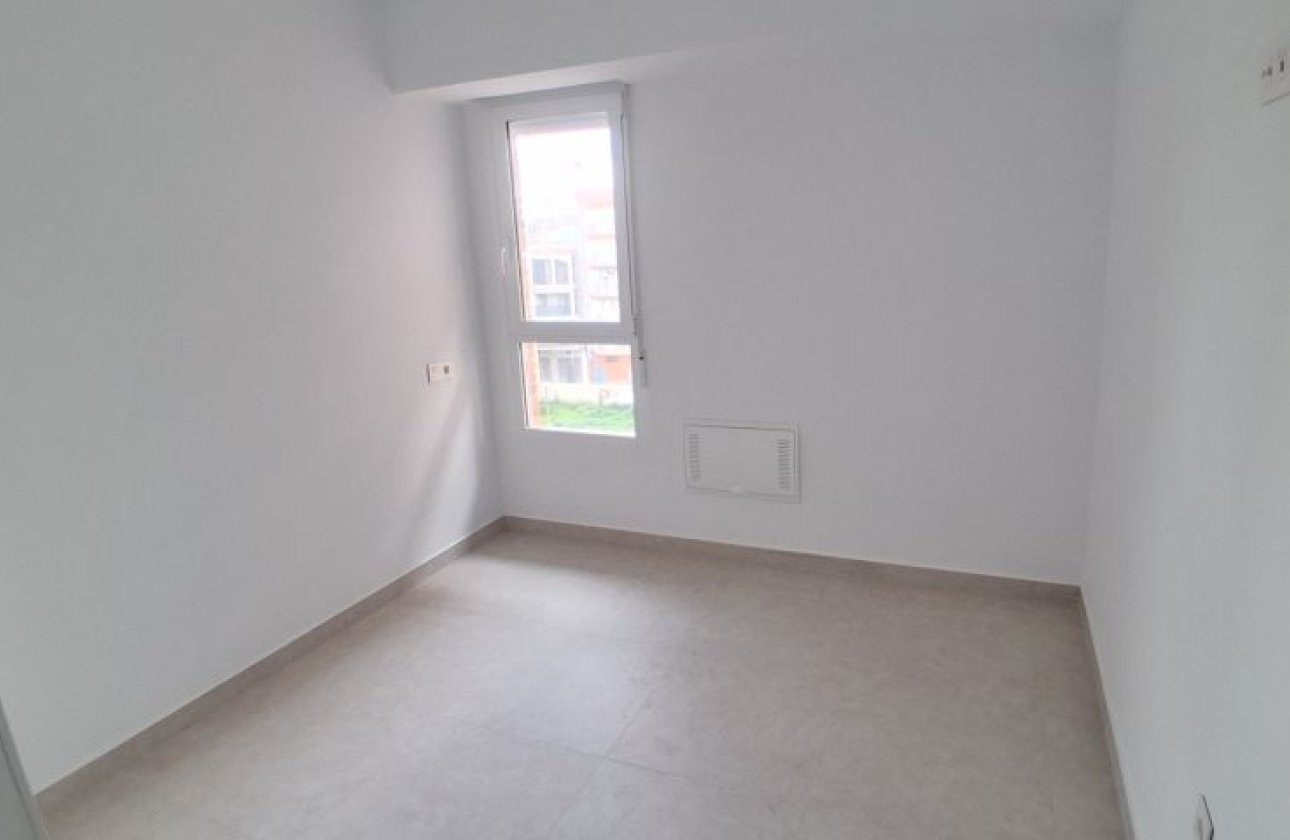 Resale - Apartment -
Torrevieja - Costa Blanca