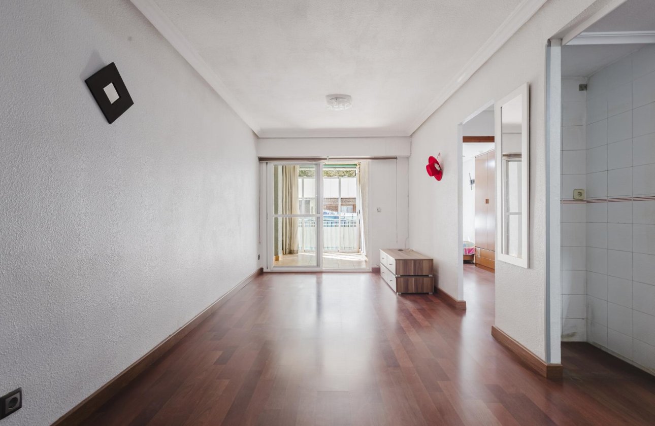 Resale - Apartment -
Torrevieja - Costa Blanca