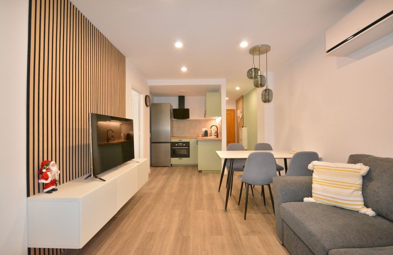 Resale - Apartment -
Torrevieja - Costa Blanca