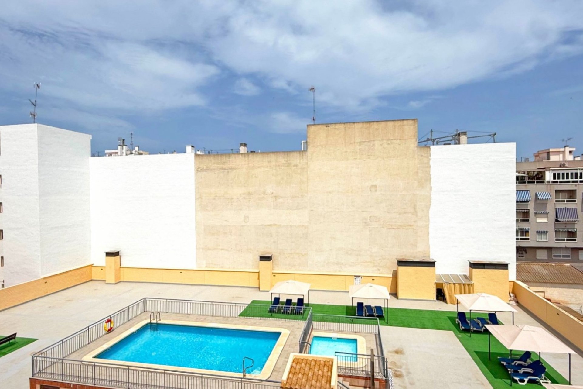 Resale - Apartment -
Torrevieja - Costa Blanca